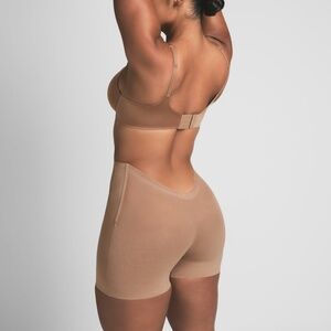 SKIMS Sheer Sculpt Low Back Short in Sienna